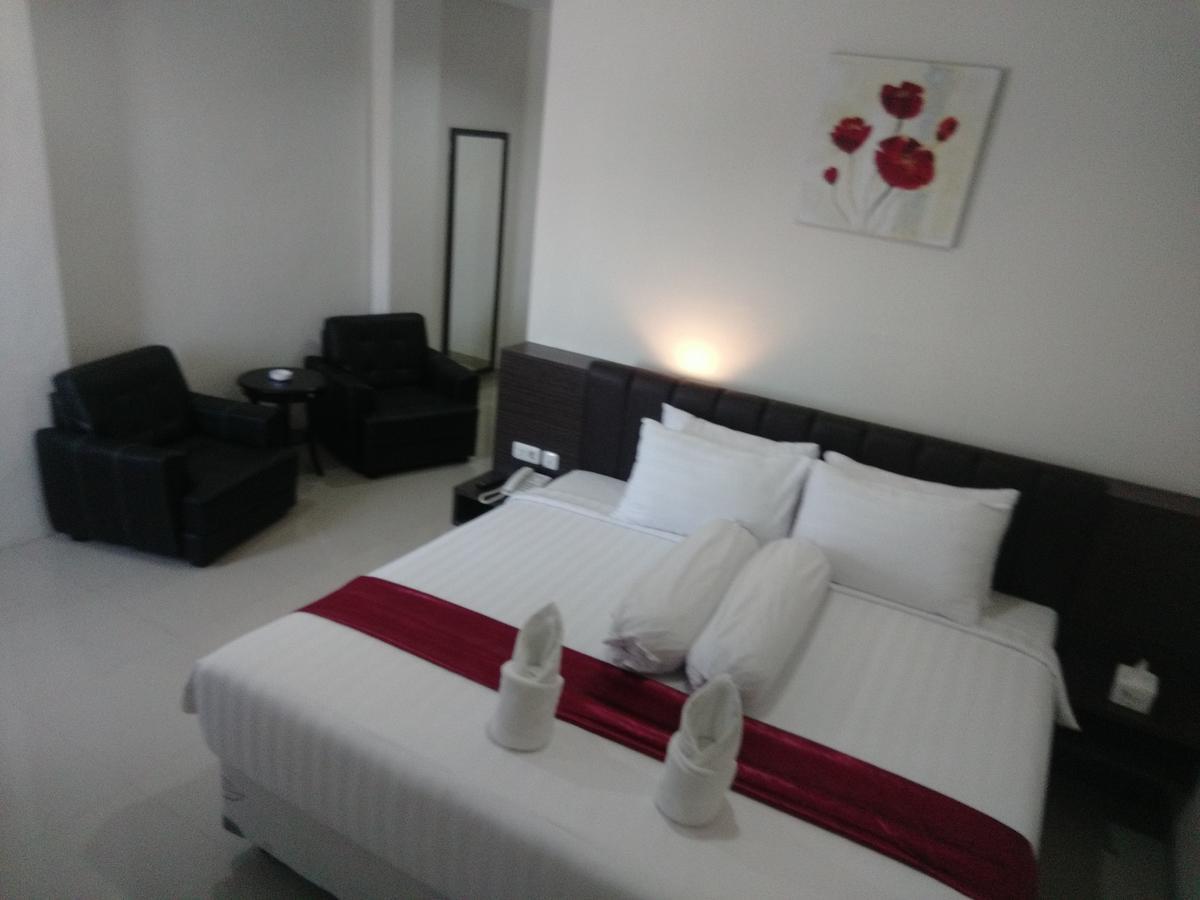 Grand Indobaru Hotel Selatpanjang エクステリア 写真