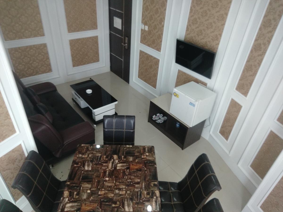 Grand Indobaru Hotel Selatpanjang エクステリア 写真