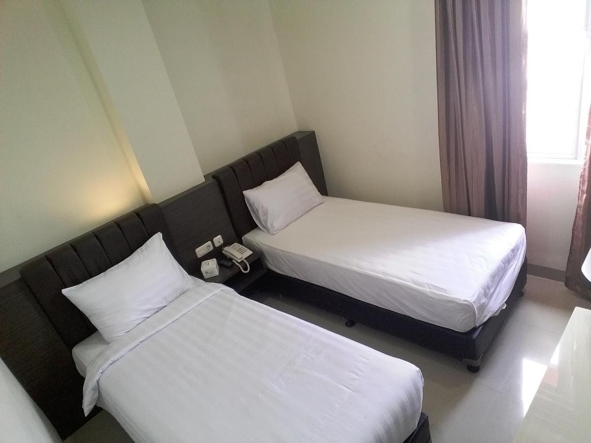 Grand Indobaru Hotel Selatpanjang エクステリア 写真