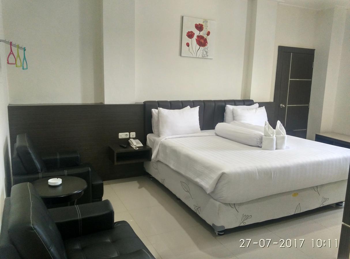 Grand Indobaru Hotel Selatpanjang エクステリア 写真