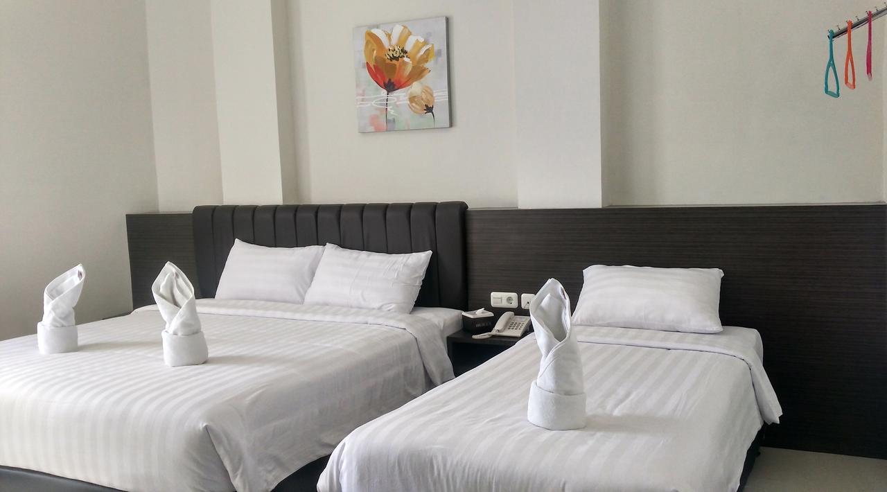 Grand Indobaru Hotel Selatpanjang エクステリア 写真