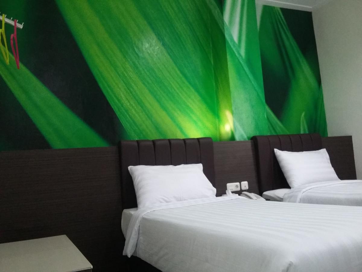 Grand Indobaru Hotel Selatpanjang エクステリア 写真