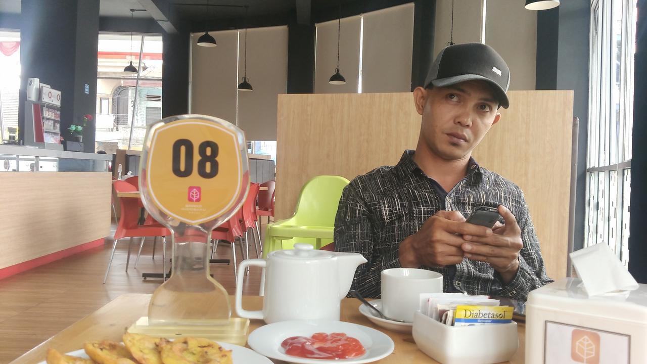 Grand Indobaru Hotel Selatpanjang エクステリア 写真